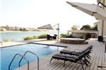 Palm Jumeirah Luxury Villa - Family Stay