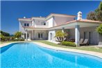 Vale do Lobo Villa Sleeps 8 Pool Air Con WiFi