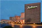 Radisson Cleveland Airport