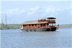 Raviz Mahayana - Premium House Boat