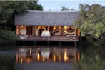 Royal Chundu River Lodge