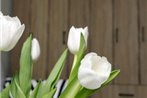 White Tulip Apartment