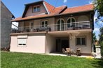 Apartman Breza