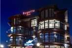 Regatta Hotel