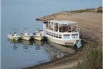 Safari Boat Nubian 2