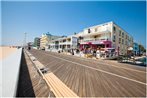 Safari Motel Boardwalk