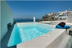 Santorini Royal Suites