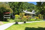 Beau Vallon Bungalows