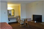 Scottish Inn & Suites - Eau Claire