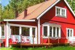 Three-Bedroom Holiday home in Sollentuna