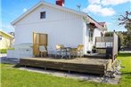 3 person holiday home in UDDEVALLA