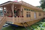 Shalimar Group of Houseboats