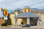 Super 8 by Wyndham Saskatoon Near Saskatoon Airport