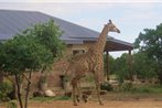 Mkhiweni Villa at Dombeya Wildlife Estate