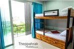 Theppahrak Hostel Khaolak