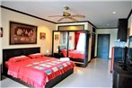 Plaza Residence Jomtien Beach - large studio condo