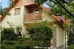 Three-Bedroom Apartment Balatonlelle near Lake