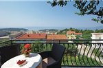 Three-Bedroom Apartment Makarska with Sea View 09