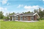 Three-Bedroom Holiday home in Strandby 4