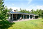 Three-Bedroom Holiday home in Thyholm 6