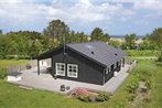 Three-Bedroom Holiday home with a Fireplace in Frederikshavn