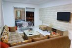 Luxury and Splendid 2 Bedrooms Apartment in Jardin De Carthage Tunis