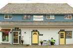 Tofino Paddlers Inn