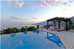 Kalkan Villa Sleeps 8 Pool Air Con WiFi