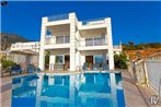 Kalkan Villa Sleeps 10 Pool WiFi