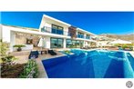 Kalkan Villa Sleeps 10 with Pool Air Con and WiFi