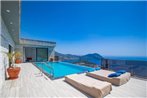 Kalkan Villa Sleeps 4 Pool Air Con WiFi