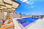 Kalkan Villa Sleeps 6 Pool Air Con WiFi