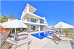 Kalkan Villa Sleeps 8 Pool Air Con WiFi