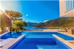 Kalkan Villa Sleeps 10 with Pool Air Con and WiFi