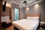 Solo Hotel & Suites