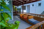 Charming Triplex Villa 3 Min Drive to the Beach in Muratpasa