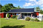 Two-Bedroom Holiday home in Frederikshavn 3