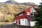 Two-Bedroom Holiday home in Lyngdal 3