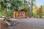 Mount Hood Village Deluxe Cabin 8