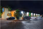 Quality Inn & Suites Metropolis I-24