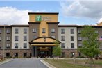 Holiday Inn Express Hotel & Suites Perry-National Fairground Area