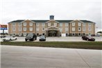 Cobblestone Hotel & Suites - Devils Lake