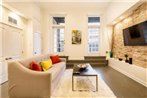 LazyKey Suites - Stylish 2BD Loft in the Heart of Old City