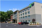 Holiday Inn Express & Suites - Hendersonville SE - Flat Rock