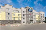 Days Inn & Suites by Wyndham Lubbock Medical Center