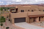 SG3 - Near Arches Park - Beautiful wrap-around patio with views!