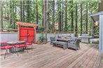 Redwoods Cabin with Hot Tub Walk to Russian River!