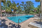 Hilton Head Condo with Shared Pool - Walk to Beach!