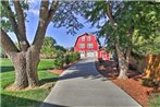 Unique Barn Retreat 6 Mi to Horsetooth Reservoir!