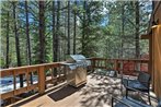 Cabin with Hot Tub and BBQ Deck Less Than 4 Mi to Donner Lake!